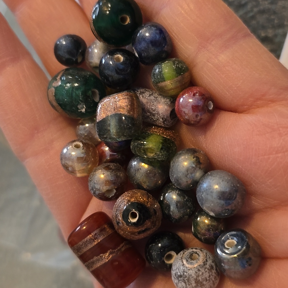 Assorted Beautiful Beads Collection - Euc - image 7